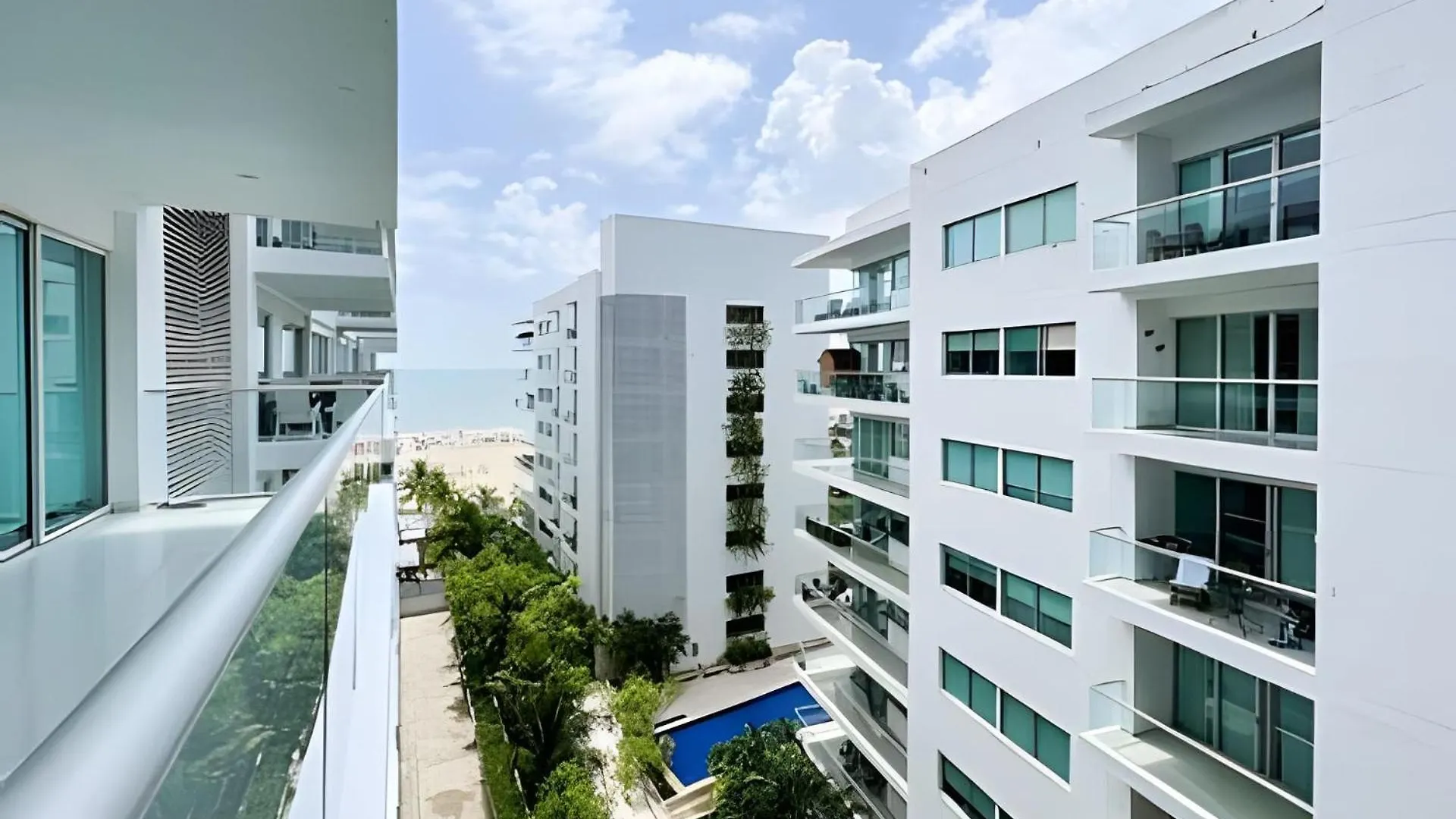1 Dormitorio y terraza Morros. Vista mar