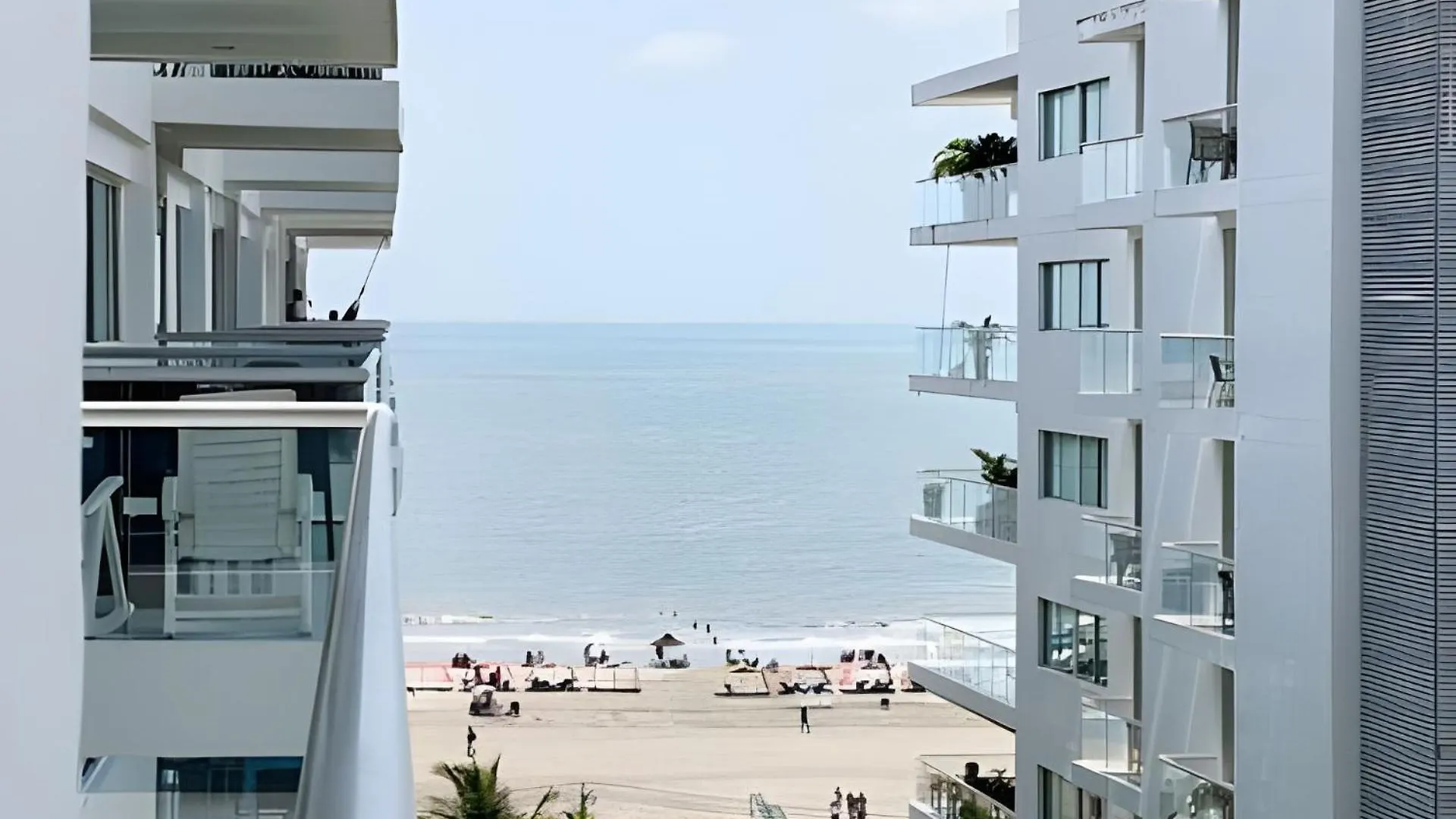 1 Dormitorio y terraza Morros. Vista mar Cartagena